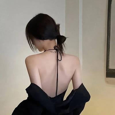 倾物语
